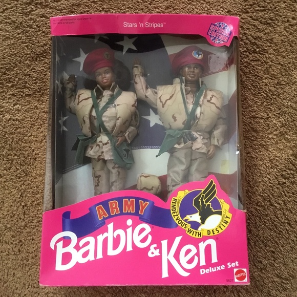 Barbie & Ken Dolls Special Edition Deluxe set U.S.Army African Americans 1992 - Picture 5 of 10